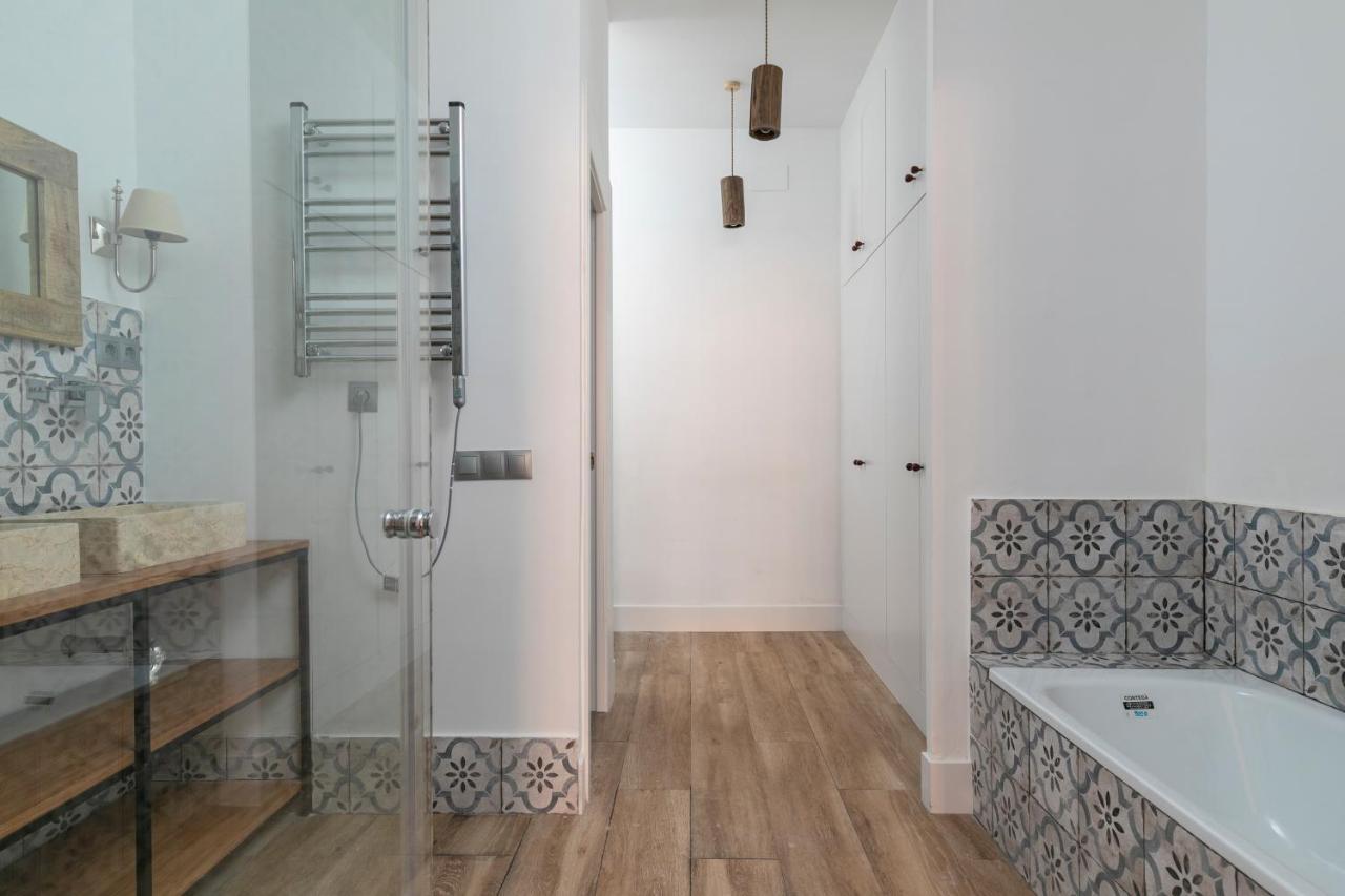 Homeabout Premium Malasana Apartment Madrid Luaran gambar